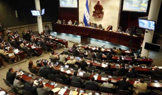 Los cercos de la información en el Congreso Nacional violentan la libertad de prensa