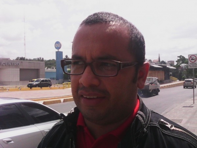 Periodista Brayan Flores 