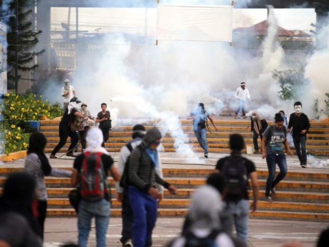 Con nuevas normas académicas autoridades de la UNAH violentan los derechos a la protesta y libre expresión