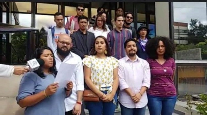 Jóvenes demandan protección ante crímenes por ejercer su derecho a manifestarse